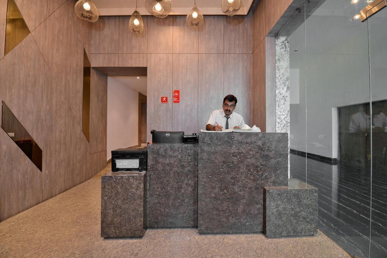 Hotel Vaccinated Staff - Capital O 7899 Casa Kalkutta Exterior foto